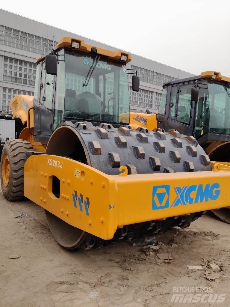 XCMG XS 203 J 싱글 드럼 롤러