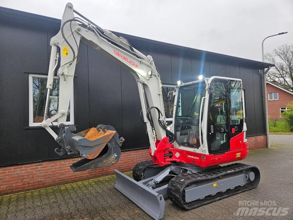 Takeuchi TB250-2 폐기물/산업 처리기