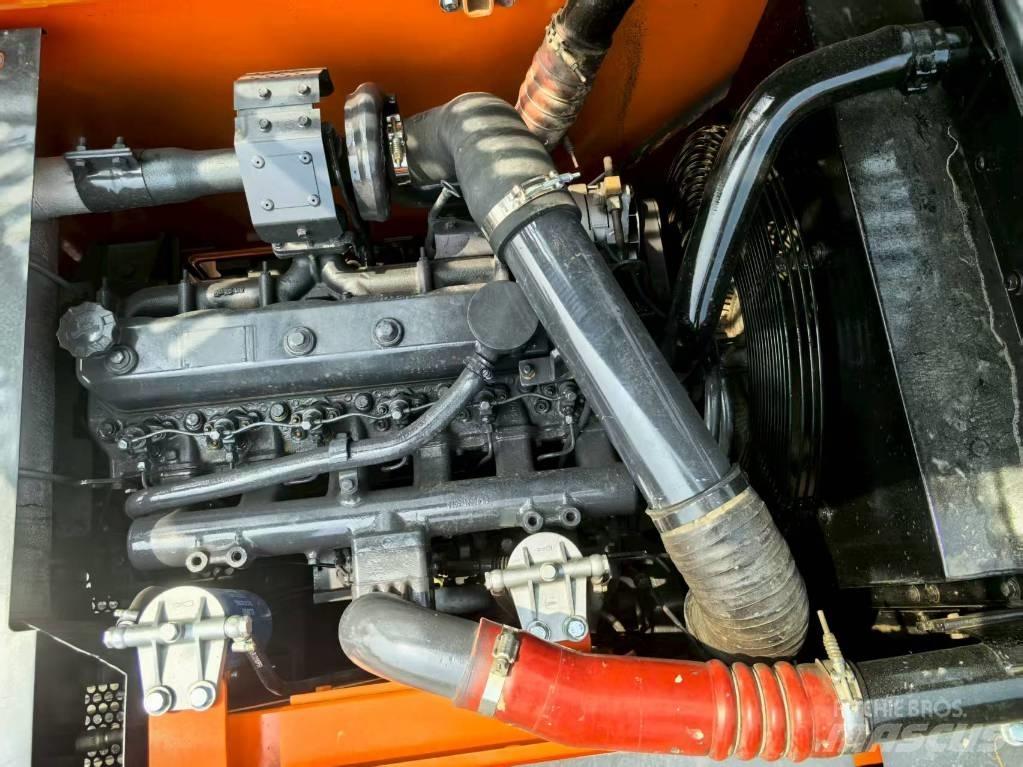 Doosan DX 225 LC 대형 굴삭기 29톤 이상