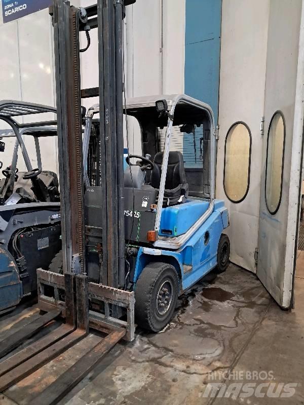 Cesab DRAGO HN 250 디젤 지게차