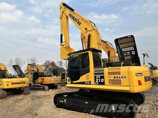 Komatsu PC 210-8 대형 굴삭기 29톤 이상