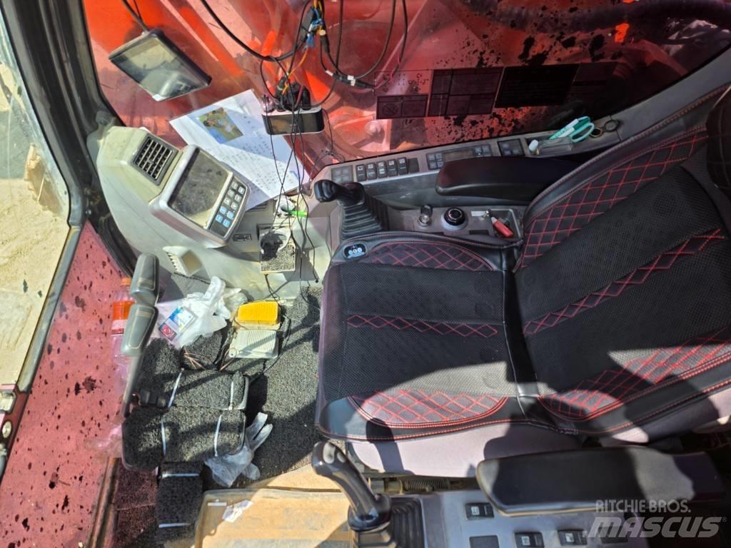 Doosan DX 300 LCA 대형 굴삭기 29톤 이상