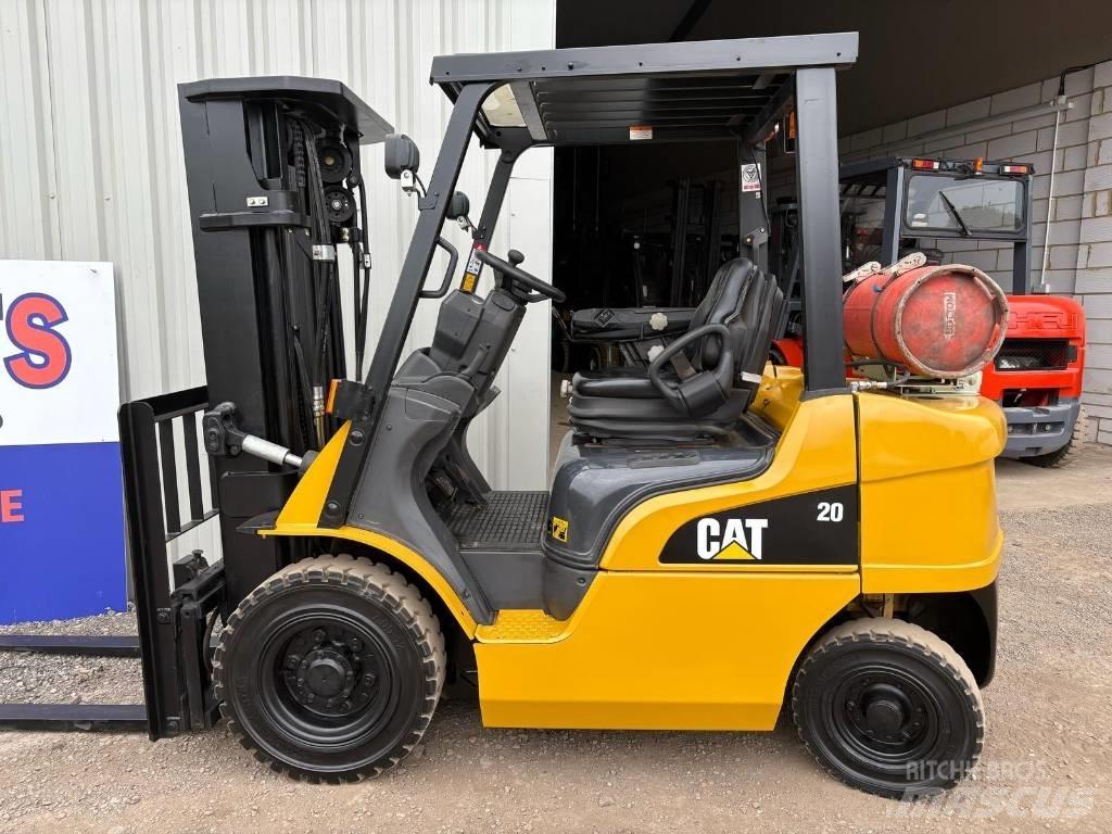 CAT GP 20 N LPG 지게차