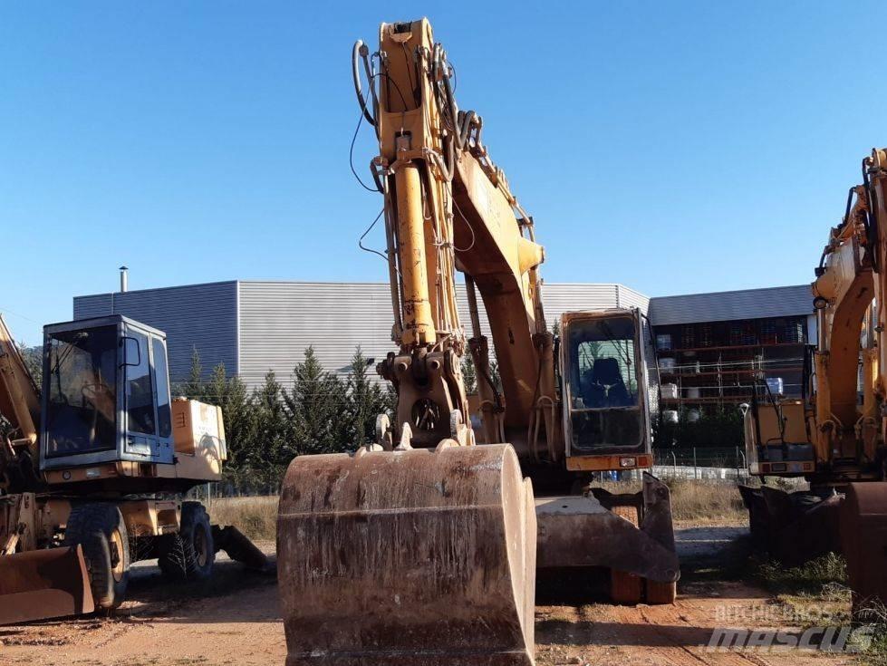 Liebherr A 932  휠 굴삭기
