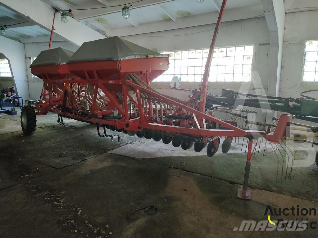 Kverneland DT-6 드릴