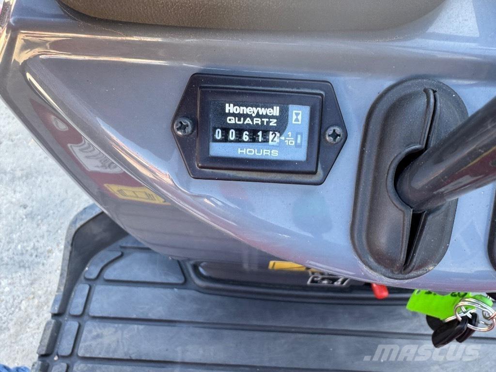 Yanmar SV08 (1D920) 소형 굴삭기 7톤 미만