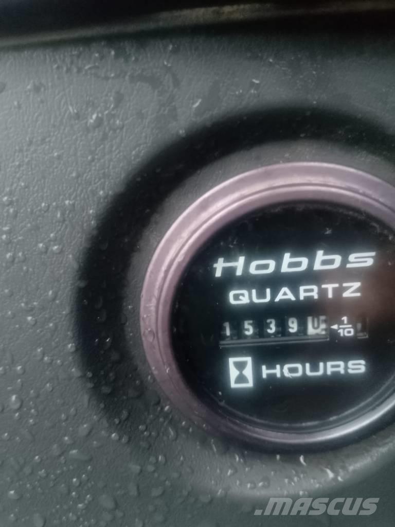 Hyundai 140W-7A  휠 굴삭기