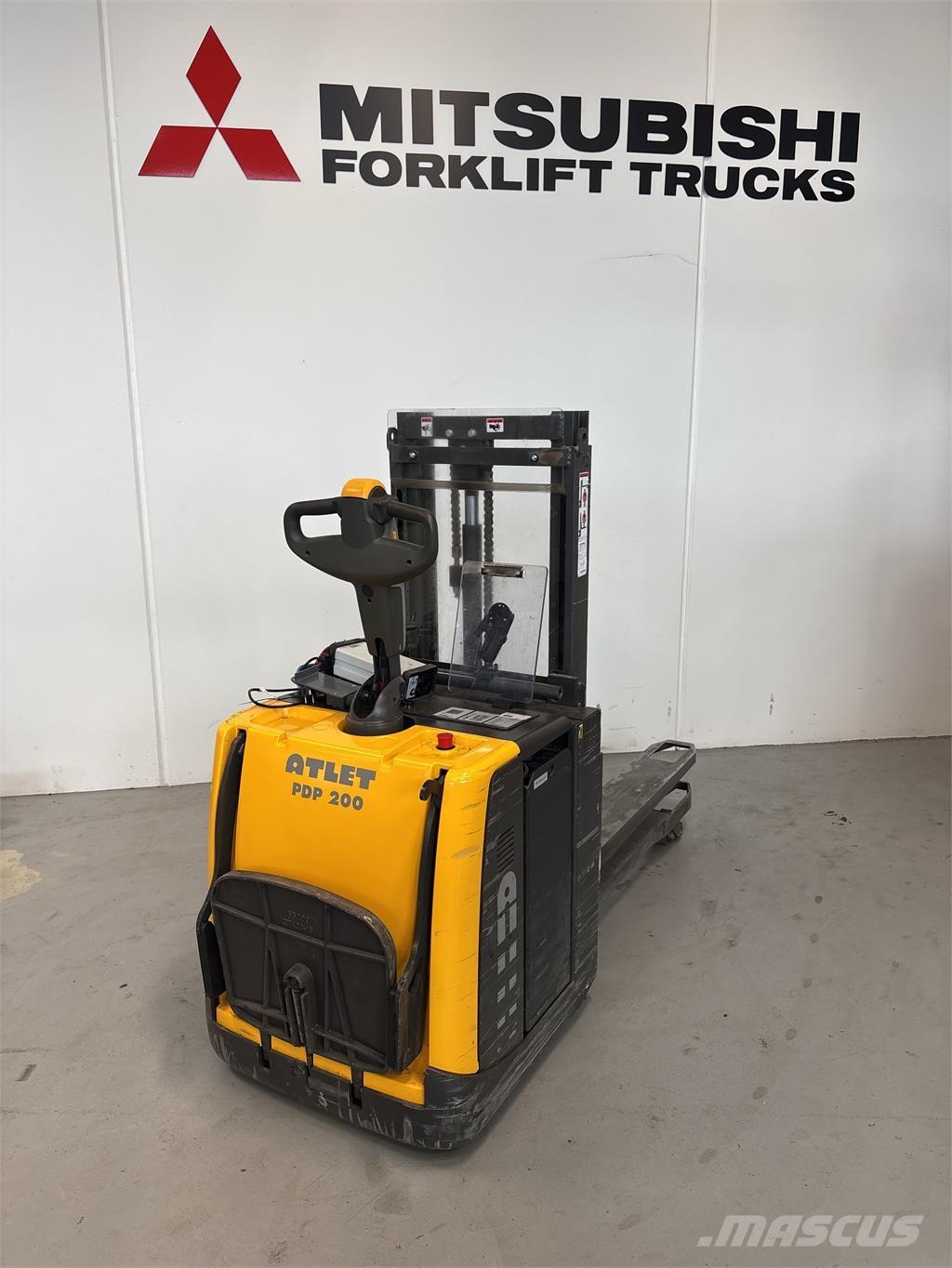 Atlet PDP200 보행식 리치 지게차