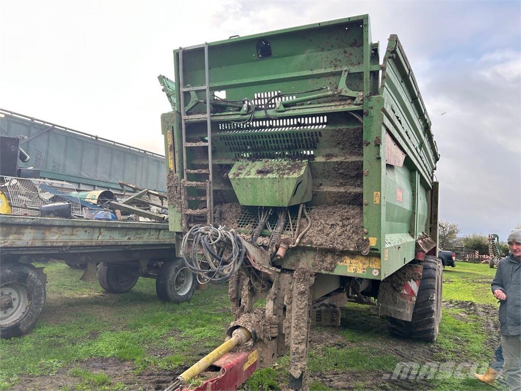 Strautmann PS 2401 퇴비살포기