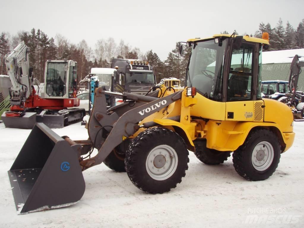 Volvo L 30 B Pro  휠로우더