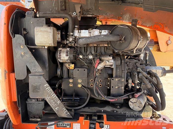 JLG 450AJ 관절형 전동이동 리프트