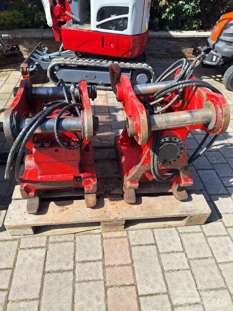 Takeuchi TB 2150 대형 굴삭기 29톤 이상