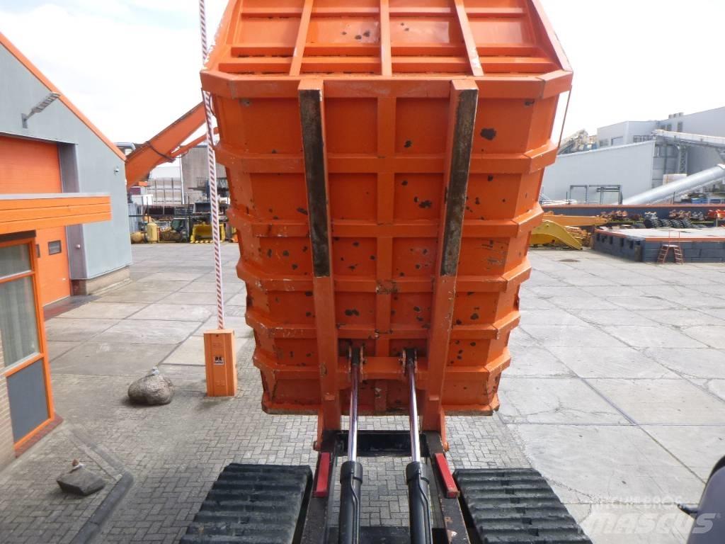 Hitachi CG 110 D-SC  궤도식 덤프