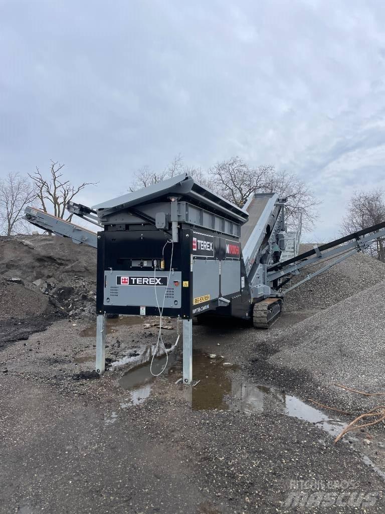 Terex M1700-3 스크리너