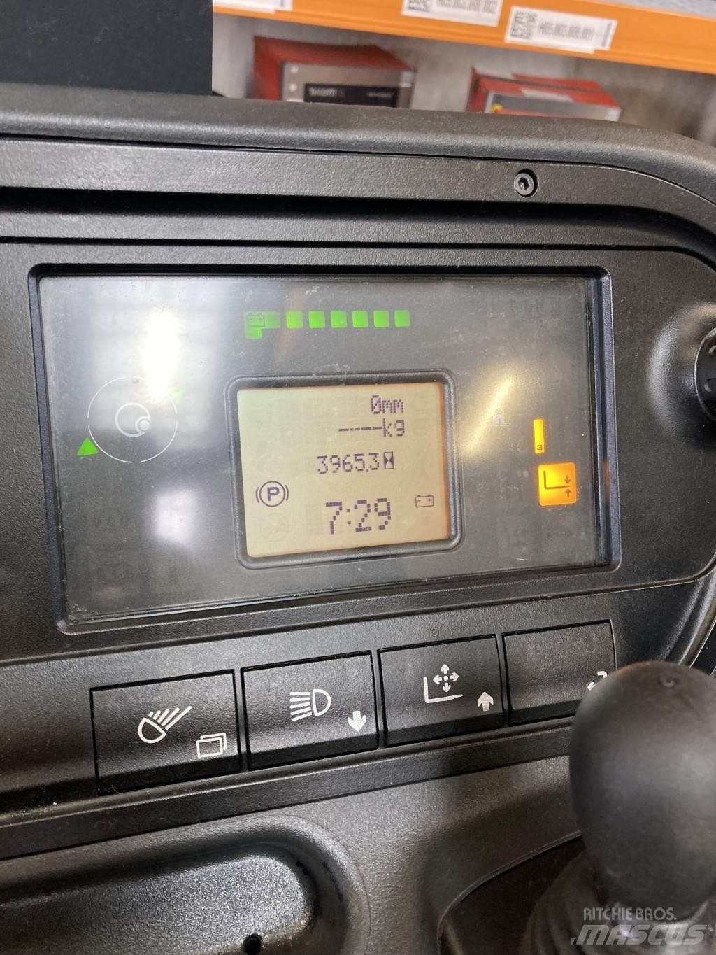 Linde R20HD 리치 트럭