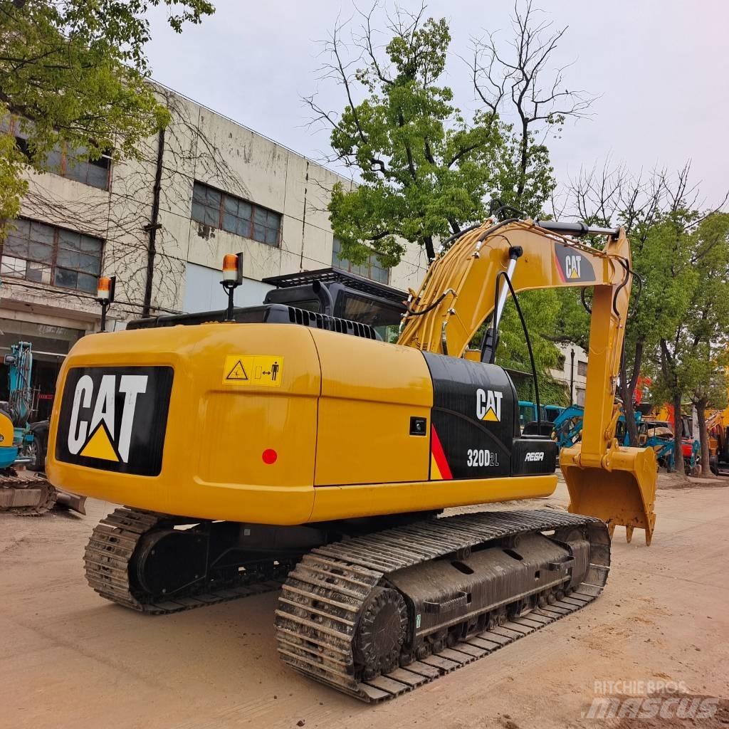 CAT 320D 대형 굴삭기 29톤 이상