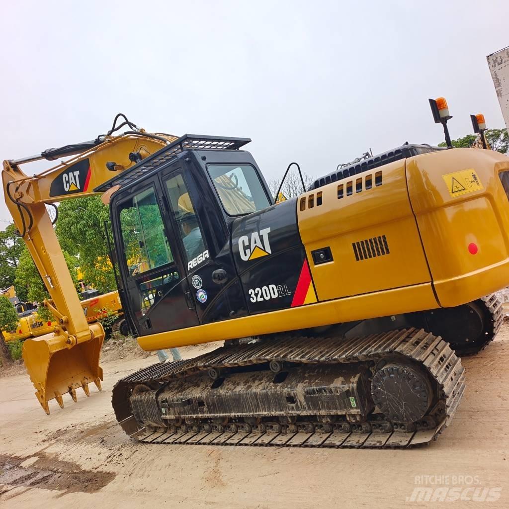 CAT 320D 대형 굴삭기 29톤 이상