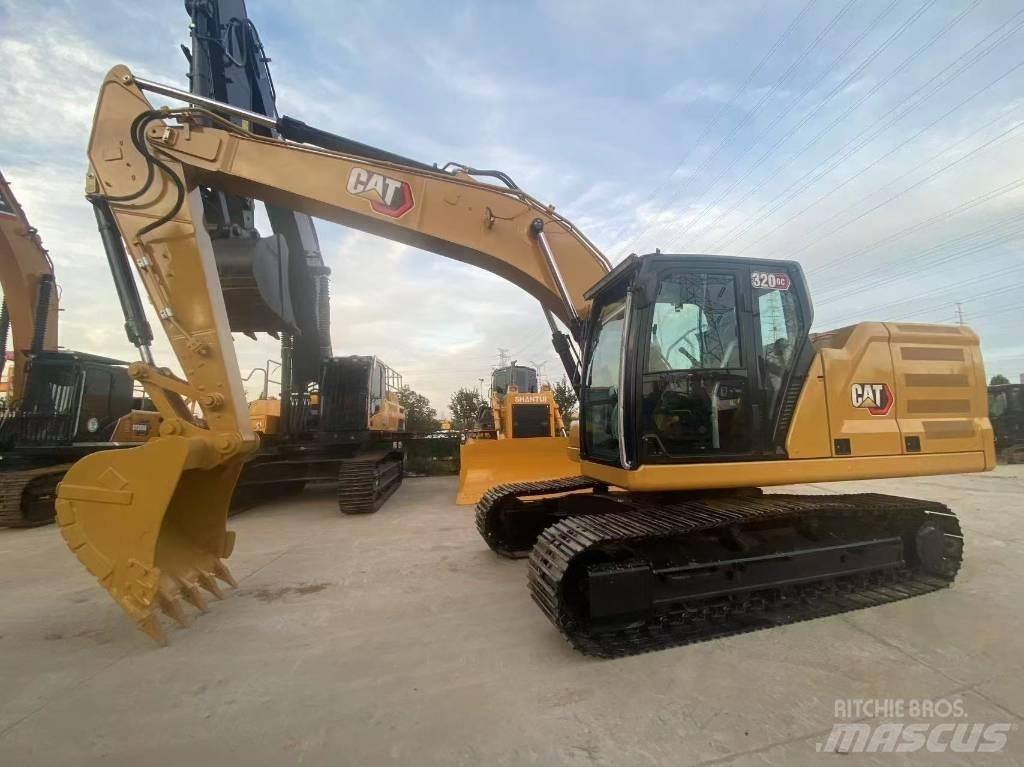 CAT CAT320GC 대형 굴삭기 29톤 이상