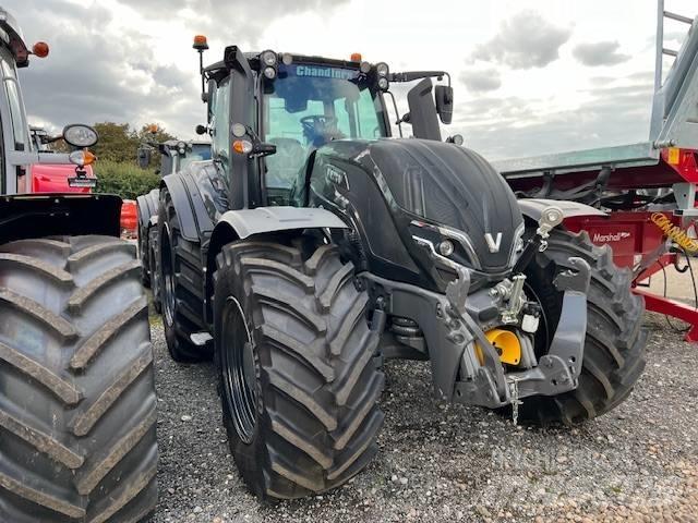 Valtra T215A 트랙터