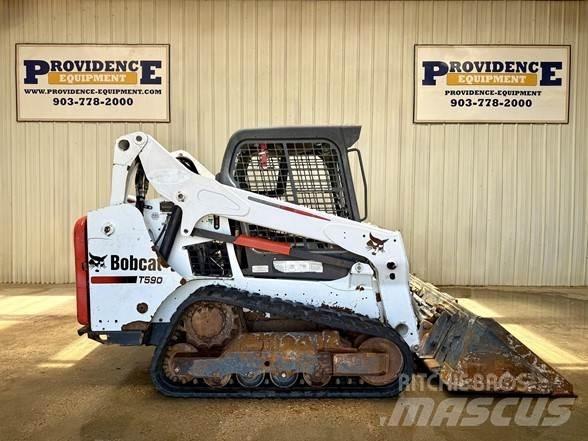 Bobcat T590  스키드로더