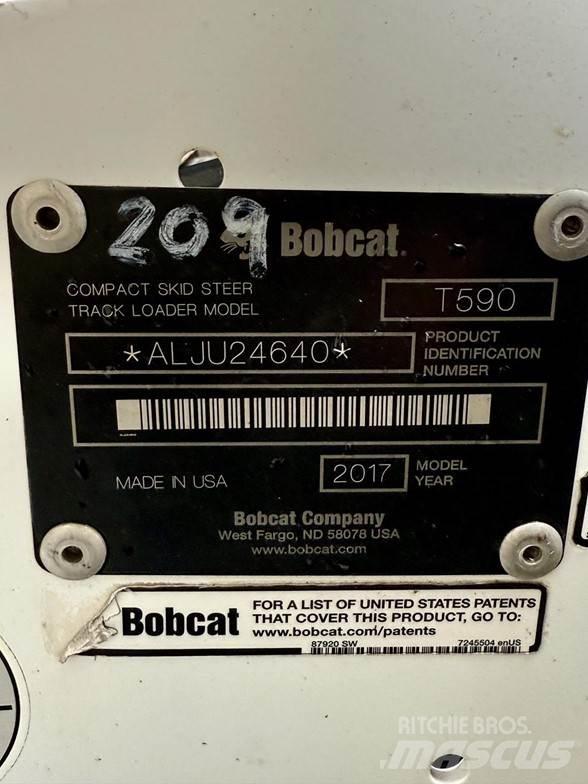 Bobcat T590  스키드로더
