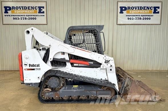 Bobcat T740  스키드로더