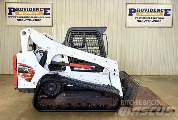 Bobcat T770  스키드로더