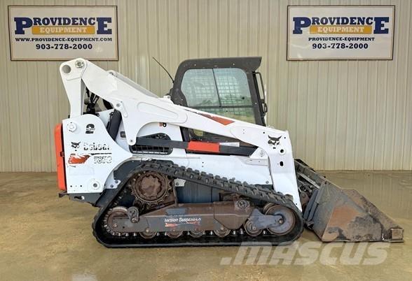 Bobcat T870  스키드로더