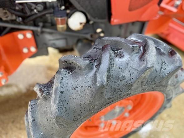 Kubota L2501 트랙터