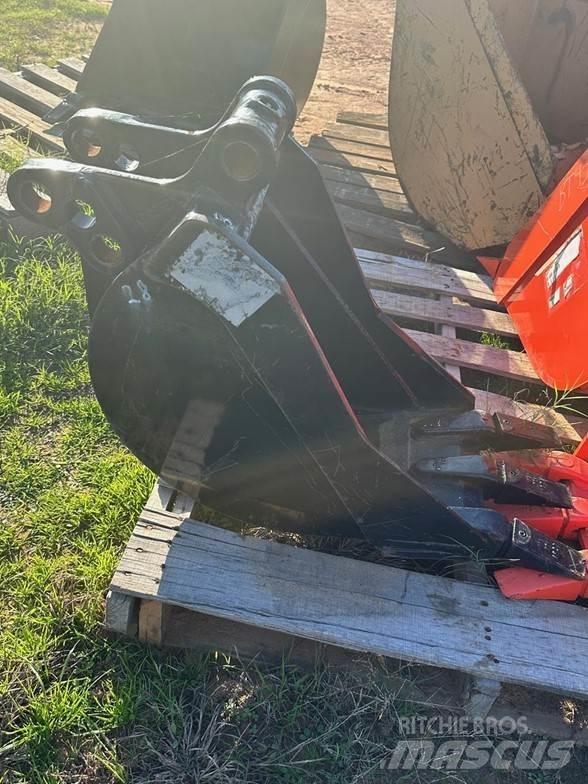 Kubota L5415A 버켓
