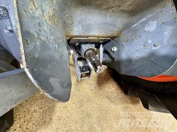 Kubota MX4700 트랙터
