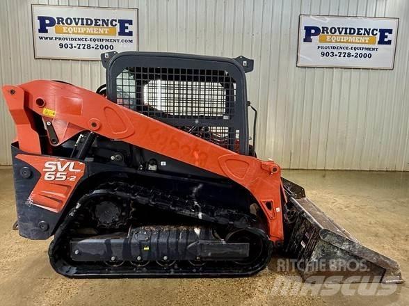 Kubota SVL65-2  스키드로더