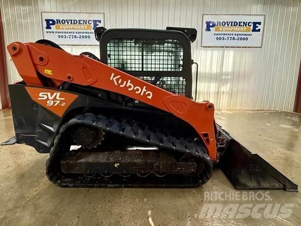 Kubota SVL97-2  스키드로더