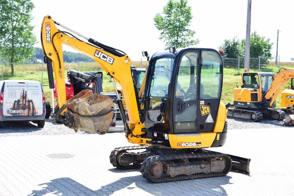 JCB 8026 CTS 소형 굴삭기 7톤 미만