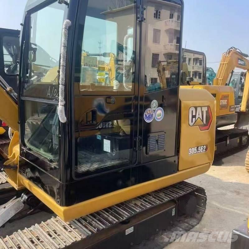 CAT 305.5 E 소형 굴삭기 7톤 미만