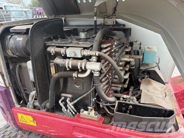 Takeuchi TB 260 소형 굴삭기 7톤 미만