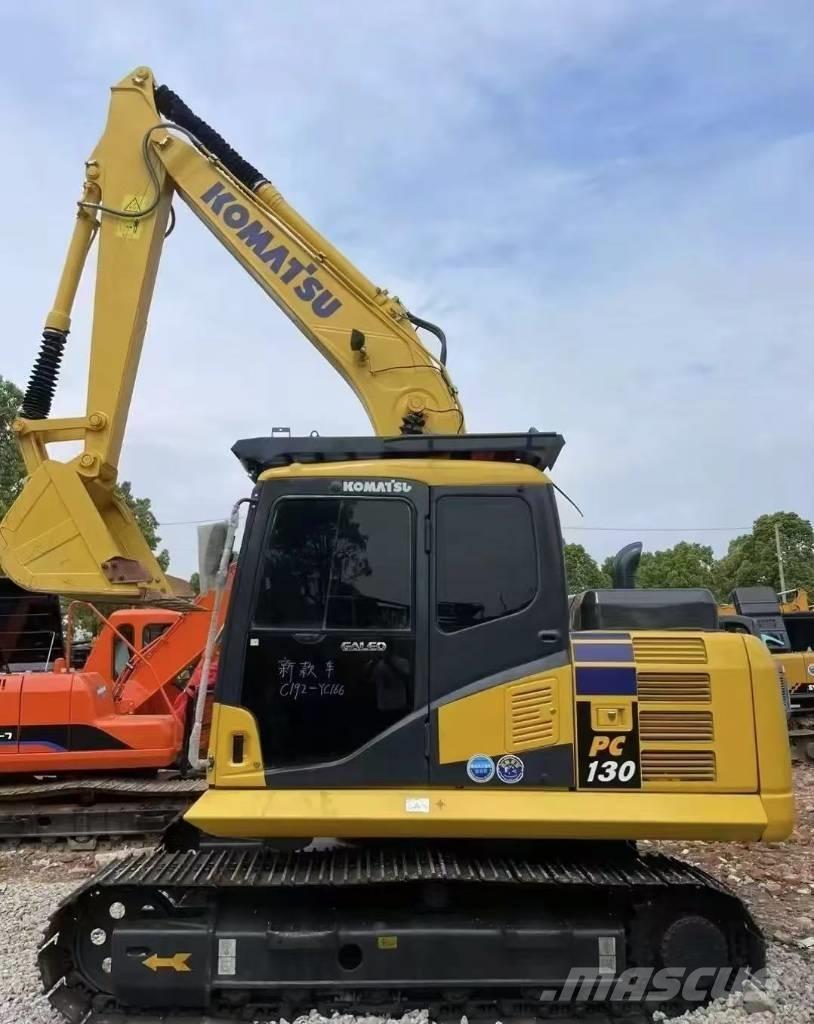 Komatsu PC 130 대형 굴삭기 29톤 이상
