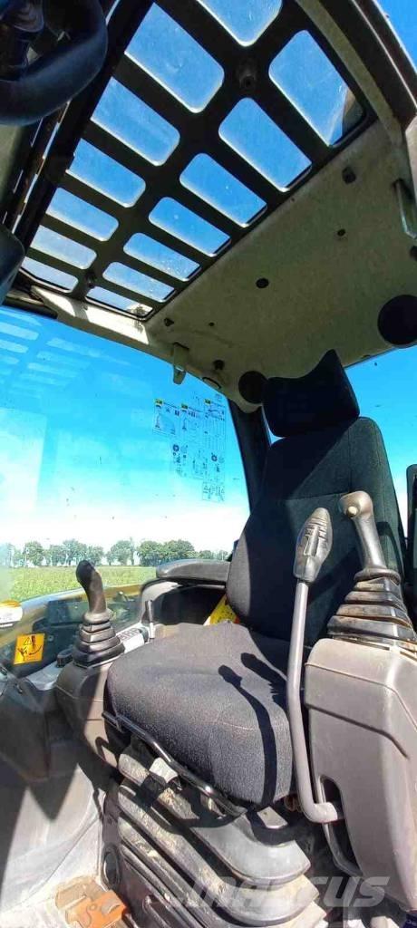 Mecalac 8 MCR 대형 굴삭기 29톤 이상