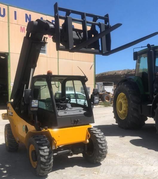 JCB 520-40 농업용 텔레 핸들러