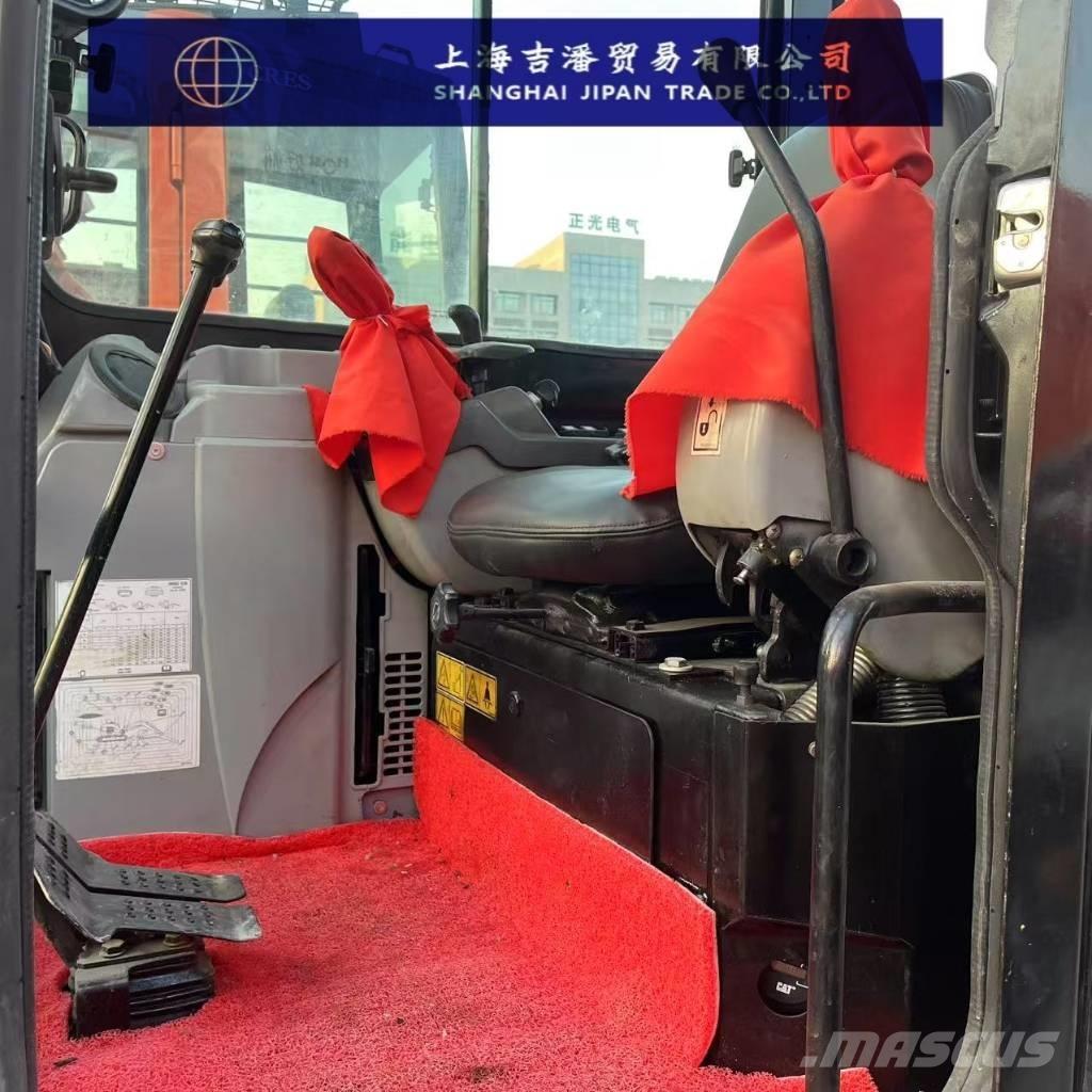 CAT 305C 소형 굴삭기 7톤 미만