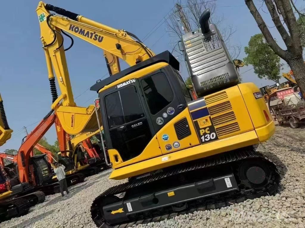 Komatsu PC 130 대형 굴삭기 29톤 이상