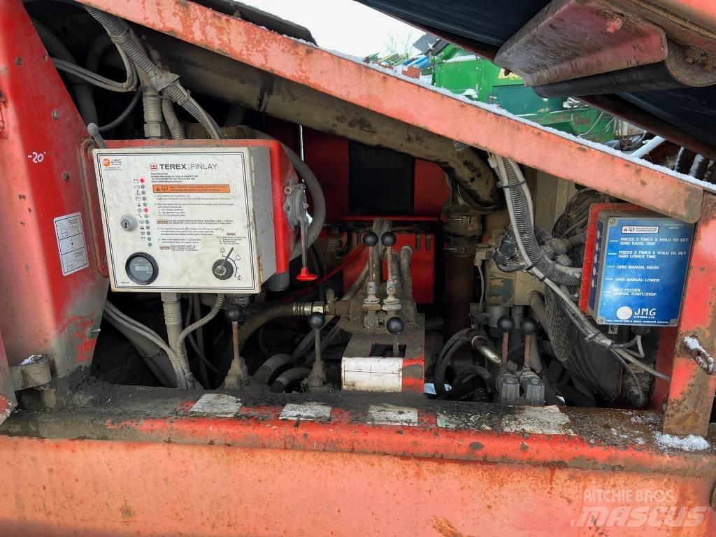 Terex Finlay 694 이동식 선별기