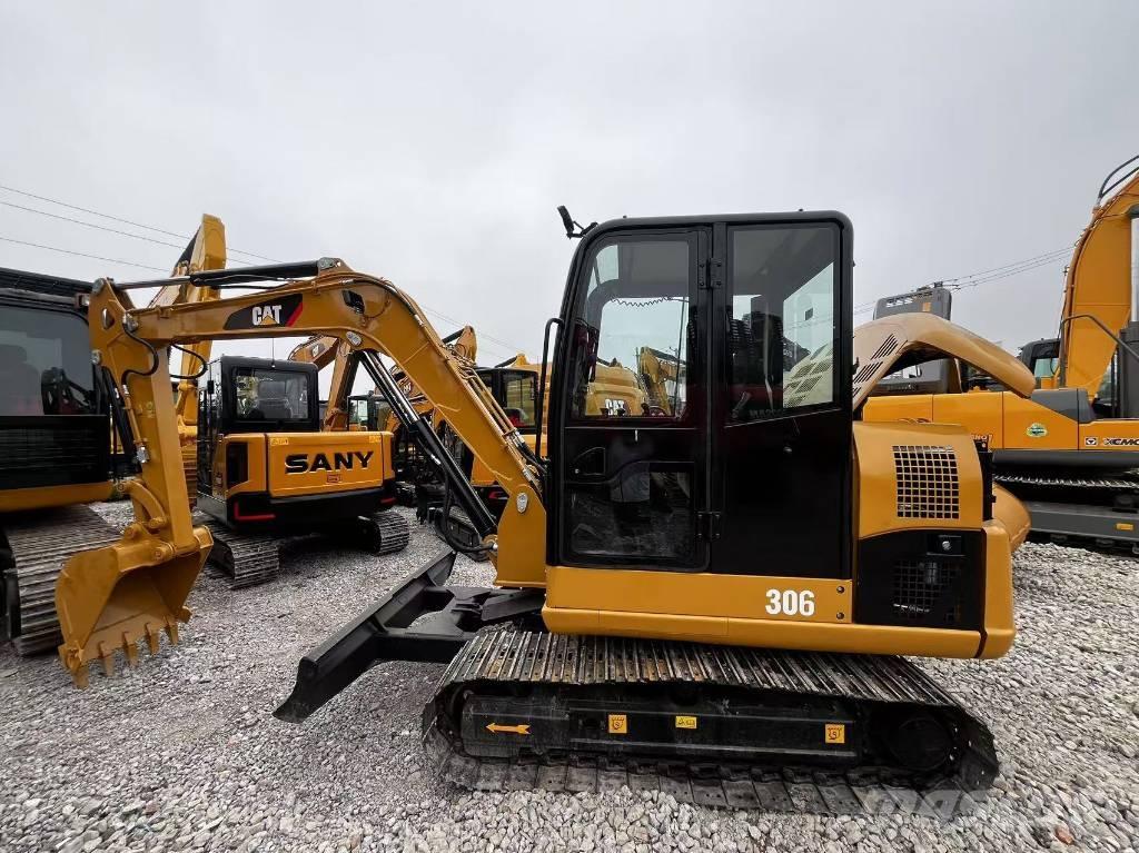 CAT 306 소형 굴삭기 7톤 미만