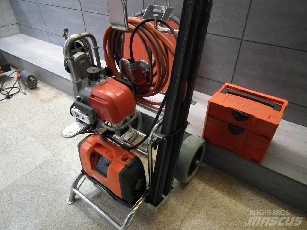 Husqvarna WS220 암석 및 콘크리트 절단기