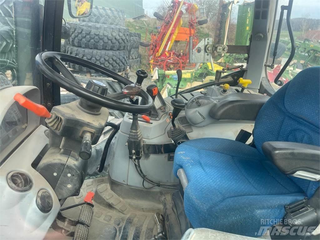 New Holland 6020 트랙터