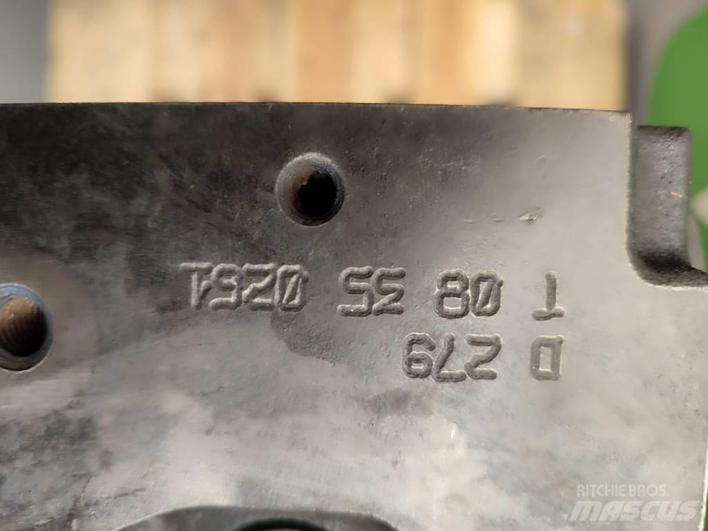 CAT 4.4C engine post 엔진