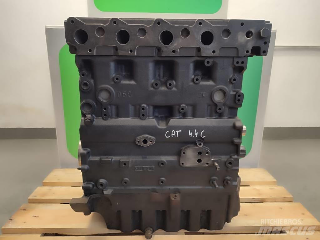 CAT 4.4C engine post 엔진
