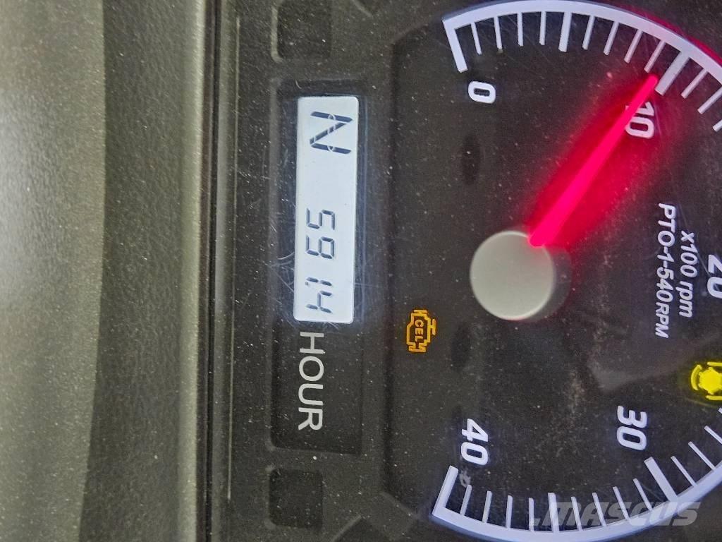 Kioti NX 5510 HST 소형 트랙터