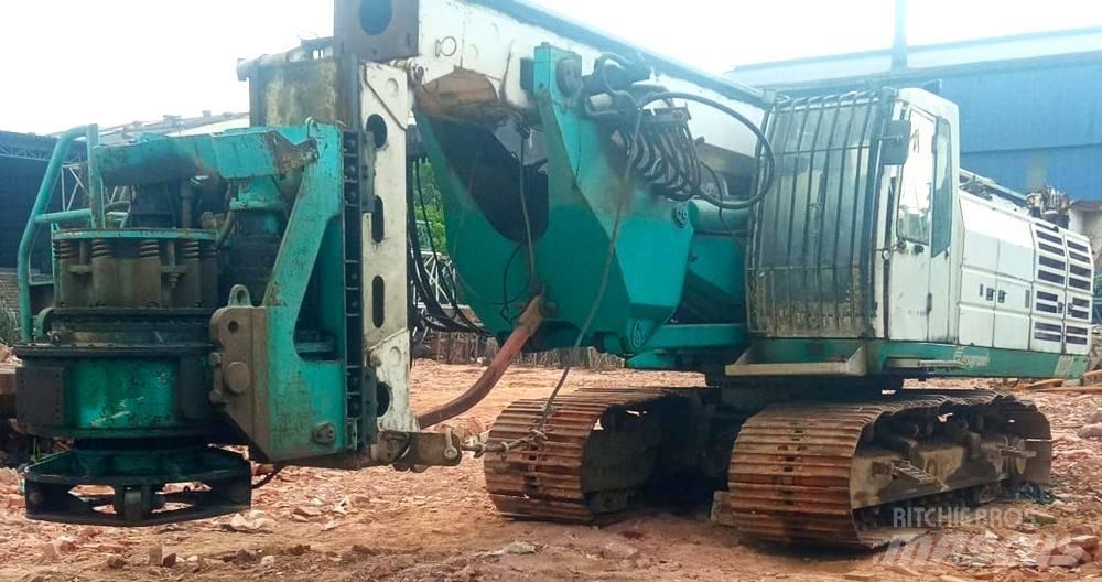 Casagrande B 250 말뚝설치기