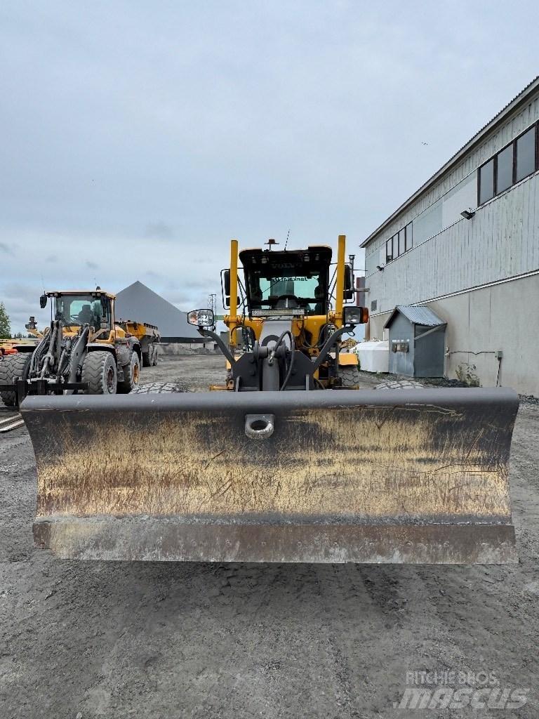 Volvo G 930 그레이더